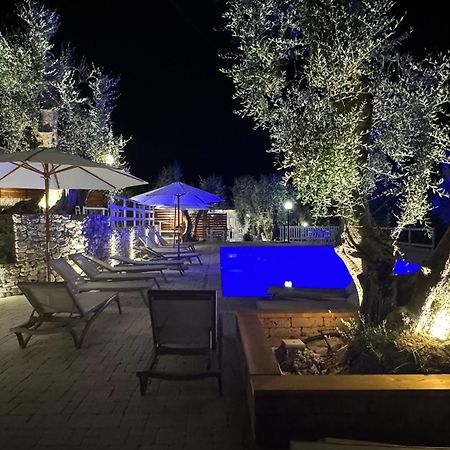 Village Valle D'Oro Aparthotel San Menaio Eksteriør bilde