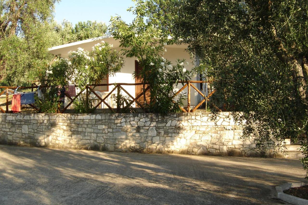 Village Valle D'Oro Aparthotel San Menaio Eksteriør bilde